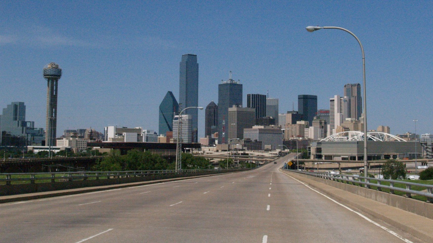 tours of downtown dallas