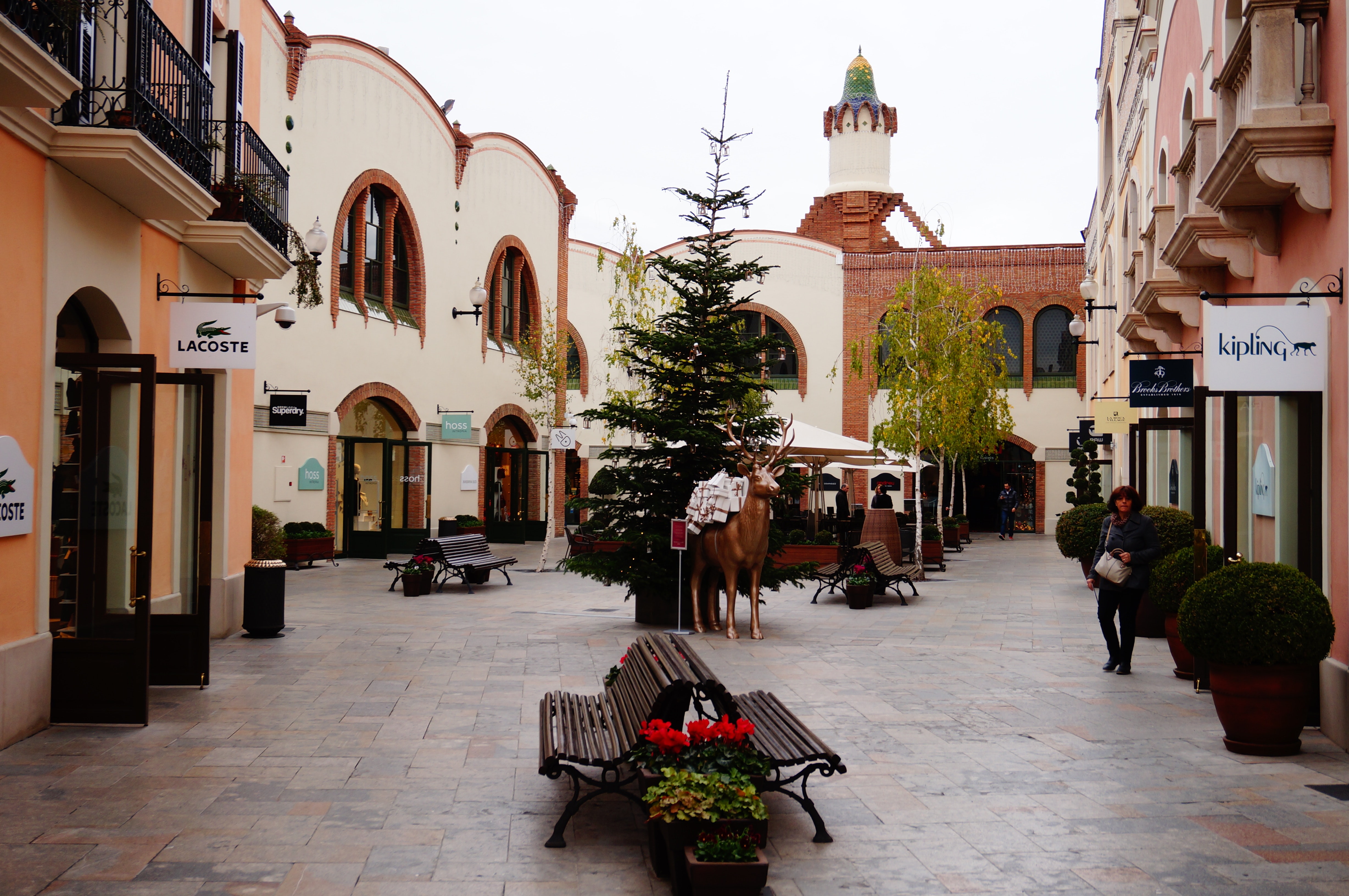 La Roca Village - 130 outlets in the same place in Barcelona