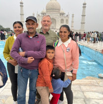 virendrakumar-agra-tour-guide