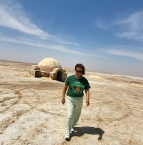 aishaboukari-tunis-tour-guide