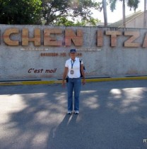 reneetijsma-chichenitza-tour-guide