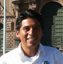 wilfredocjumolopez-lima-tour-guide