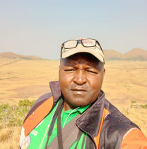 benjaminjayinjomi-mountcameroon-tour-guide