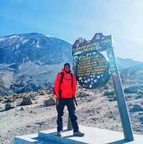 denniswillibard-mountkilimanjaro-tour-guide