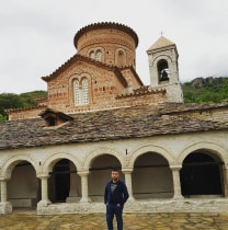 arismandi-gjirokaster-tour-guide