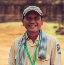 bonchem-siemreap-tour-guide