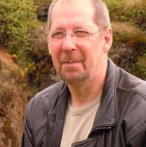 jonsveinsson-reykjavik-tour-guide