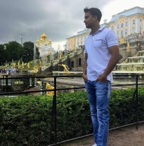 alihaider-saintpetersburg-tour-guide