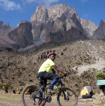 charleswaiganjonjenga-mountkenya-tour-guide