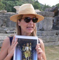 nikivlachou-olympia-tour-guide