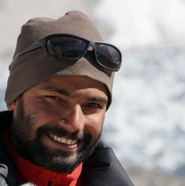 binod-mounteverest-tour-guide