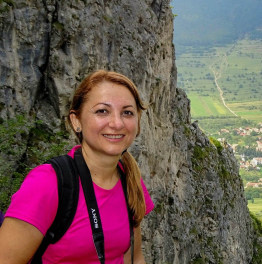 flavia-transylvania-tour-guide