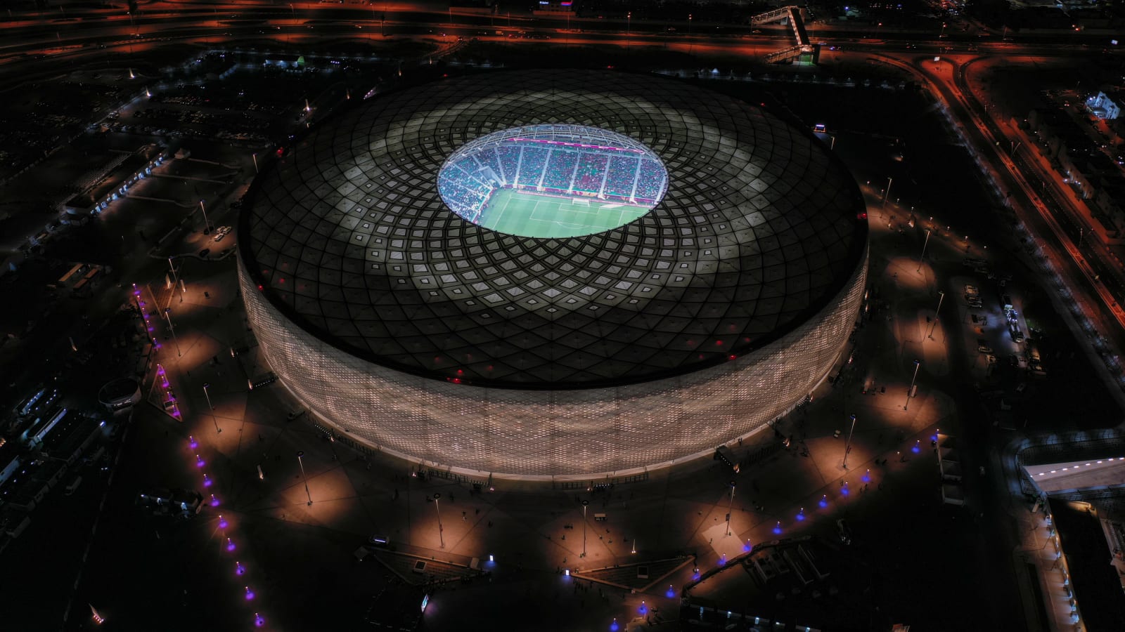 4-Hour Doha Stadium and City Tour with Corniche and Souq Waqif