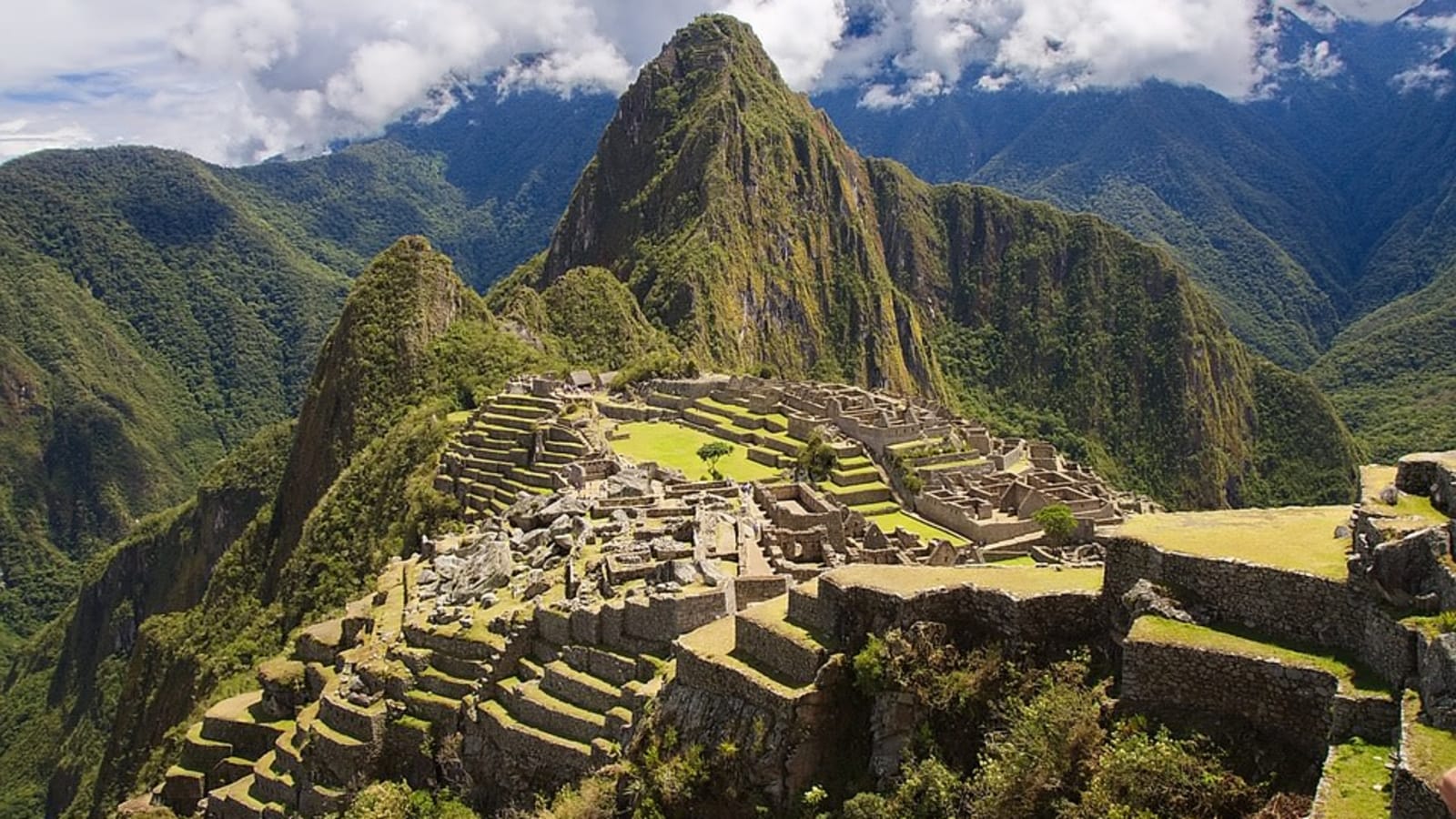 22-Day Peru Tour from Lima to Machu Picchu with Lake Titicaca