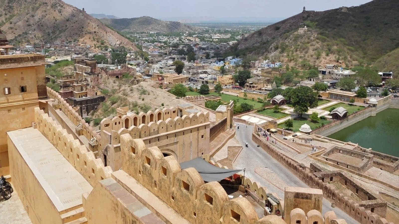 1-Day Jaipur Temples, Palaces and Forts Tour with Heritage Car Ride