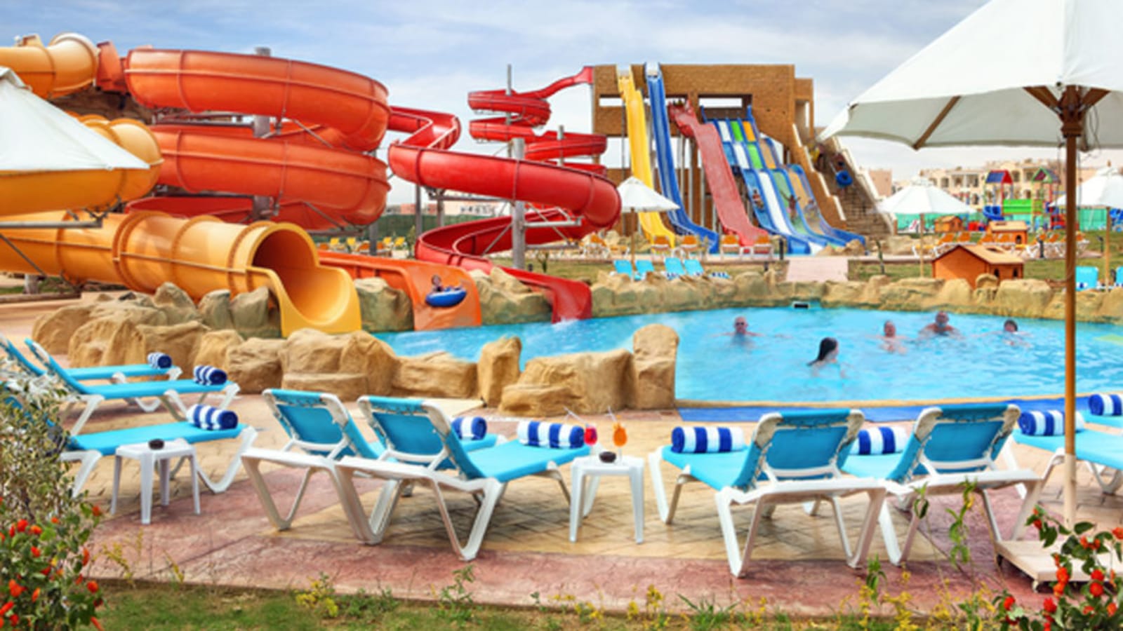 8-Hour Hadaba Aqua Park Tour in Sharm el Sheikh with Lunch