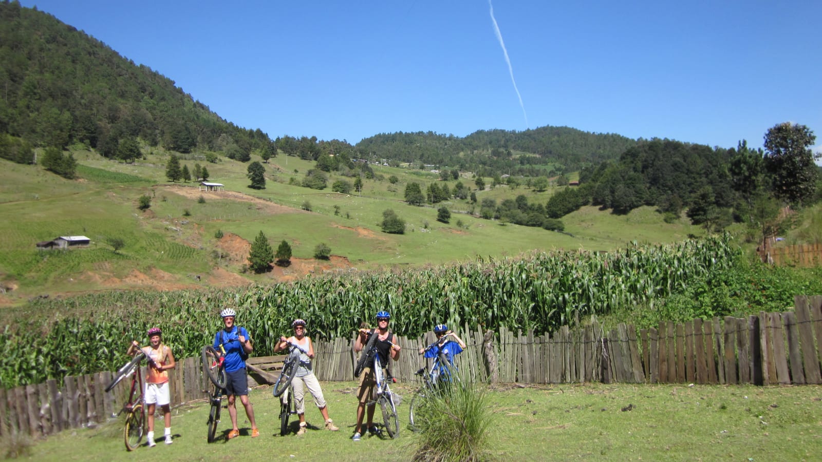 4-Hour Cycling Tour in San Cristóbal with Tsotzil Maya Communities