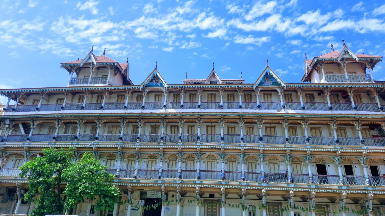 3-Hour Heritage Walk in Ahmedabad Old City with UNESCO Pols