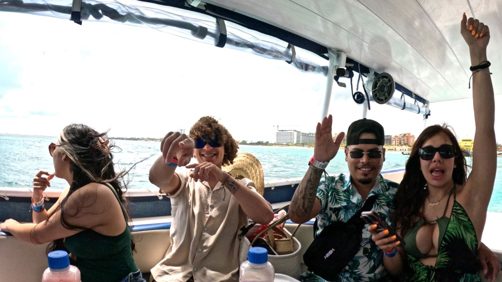 Isla Mujeres Snorkel, Lunch & Pick Up from Cancun to Puerto Morelos