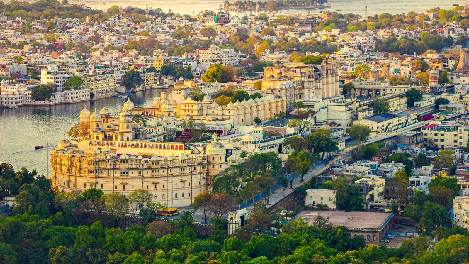 4-Day Private Udaipur & Chittorgarh Tour