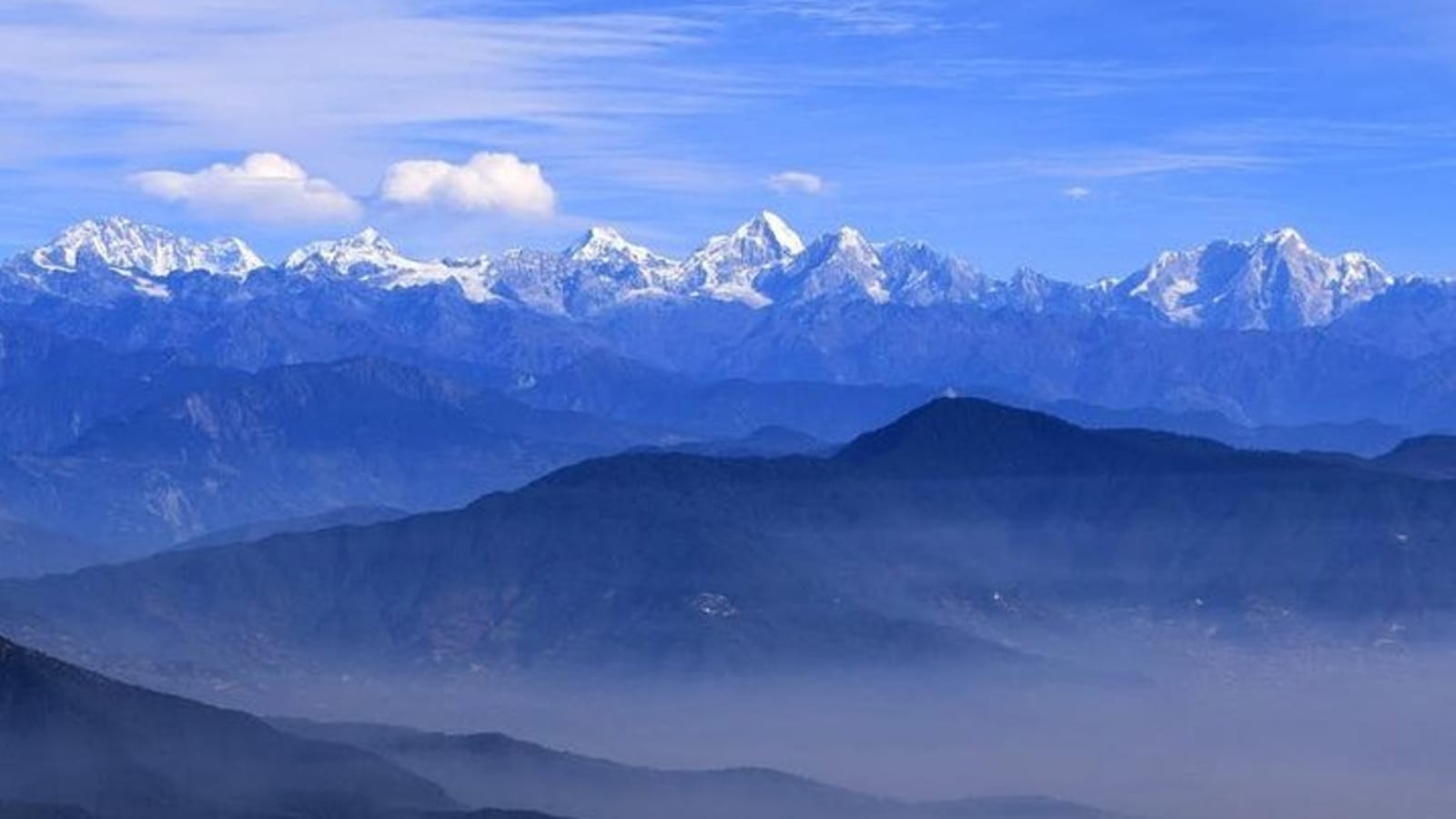 Nagarkot sunrise with trip to Changu Narayan Temple and Bhaktapur Durbar Square