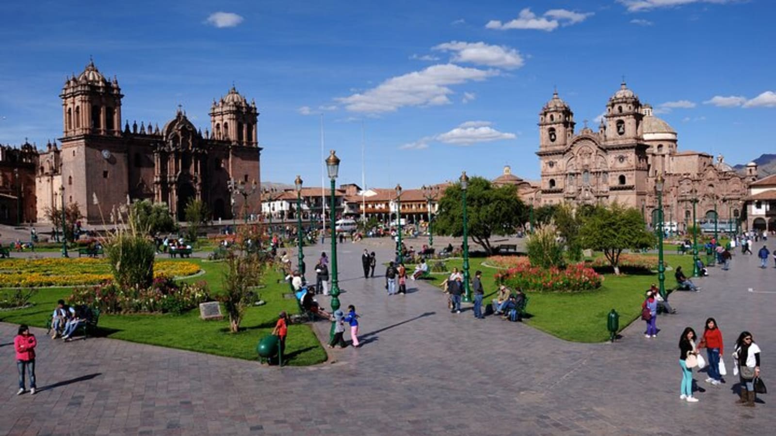 8-Day Route of the Ancestral Energies: Lima, Cusco, Sacred Valley, Machu Picchu, Puno & Titicaca Lake