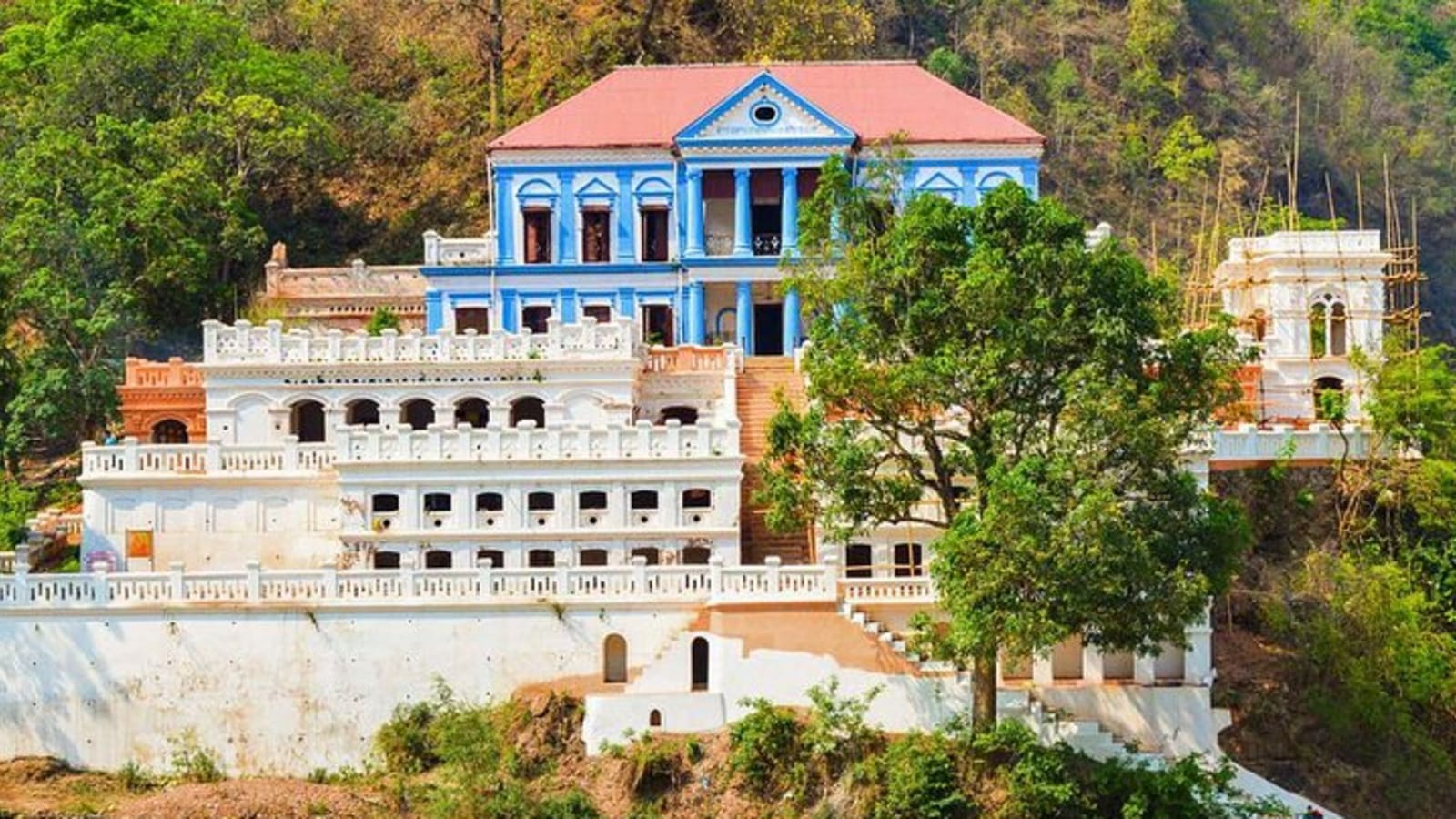 Tansen-Palpa, an ancient hill station with Pokhara Tour from Kathmandu