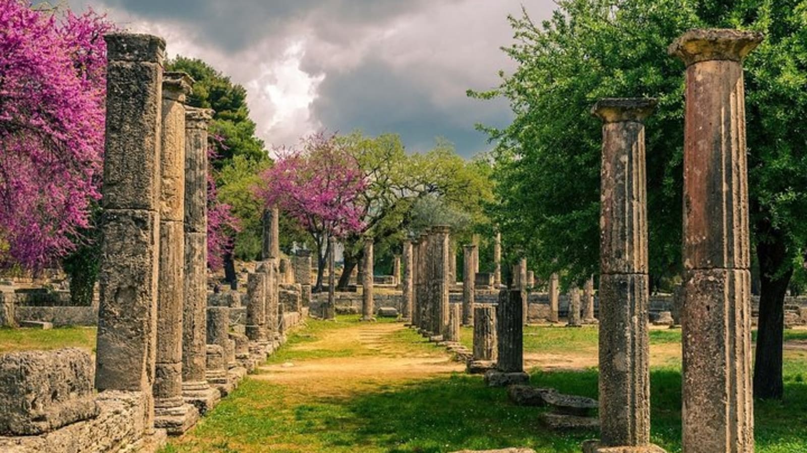 Classical Tour of Greece Four Days from Athens