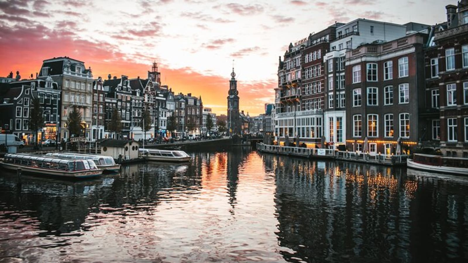 Amsterdam Day Trip from Brussels With Cheese, Clogs and Windmills
