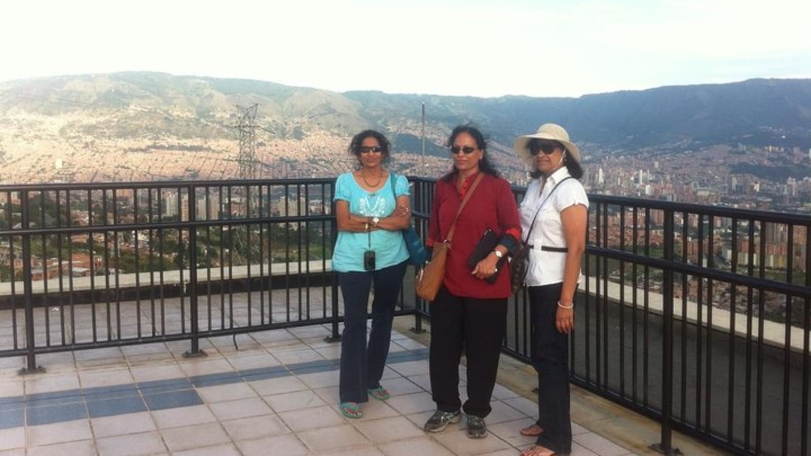 Private Santafé de Antioquia and Medellín Sightseeing Tour