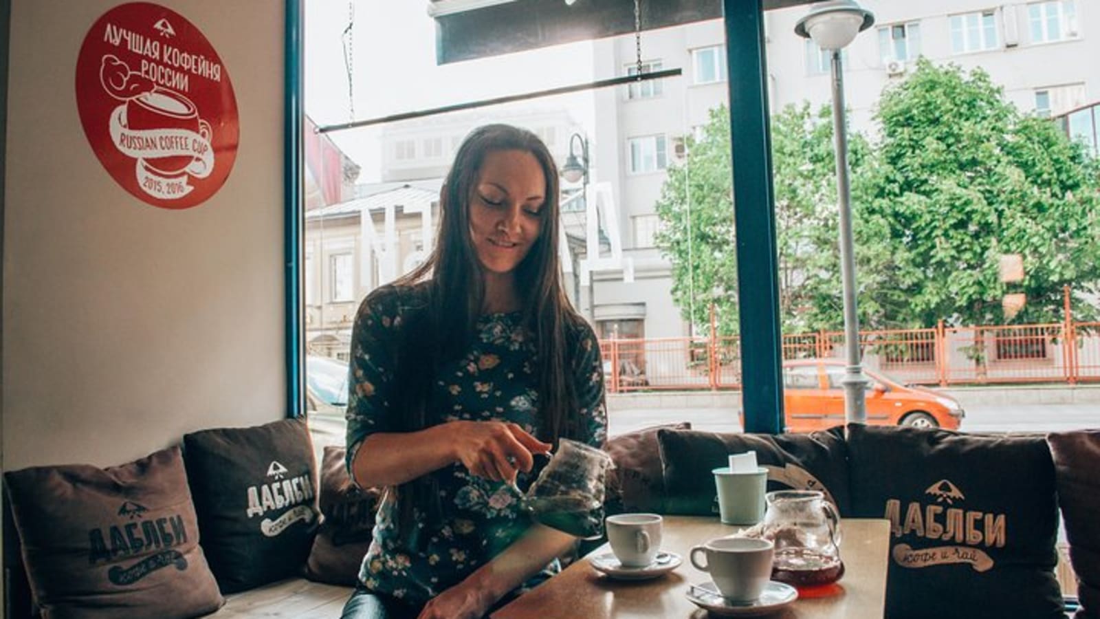 Private St. Petersburg Food and Culture Tour - with Friendly Local Guide
