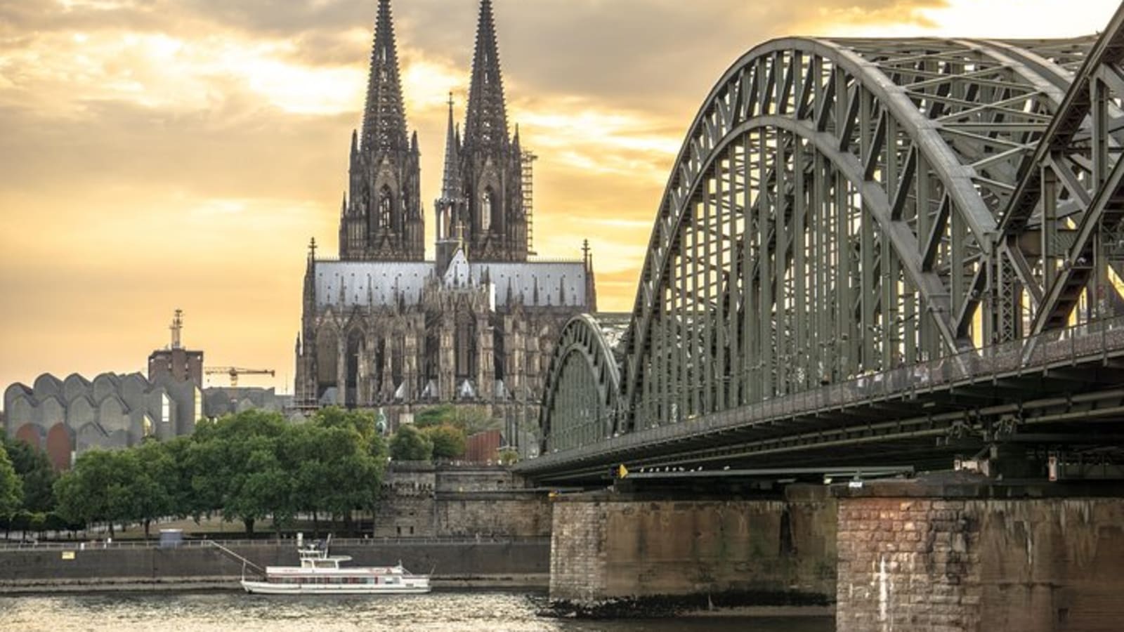 Cologne Private Walking Tour With A Professional Guide