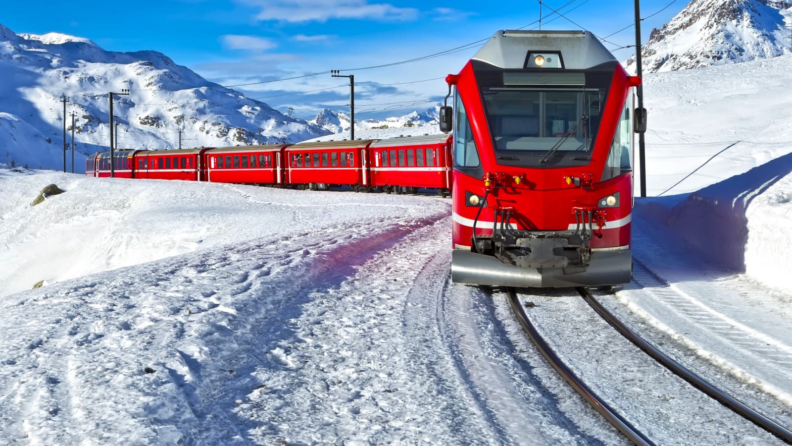 Lake Como, Swiss Alps and Bernina train. Departure from Milan