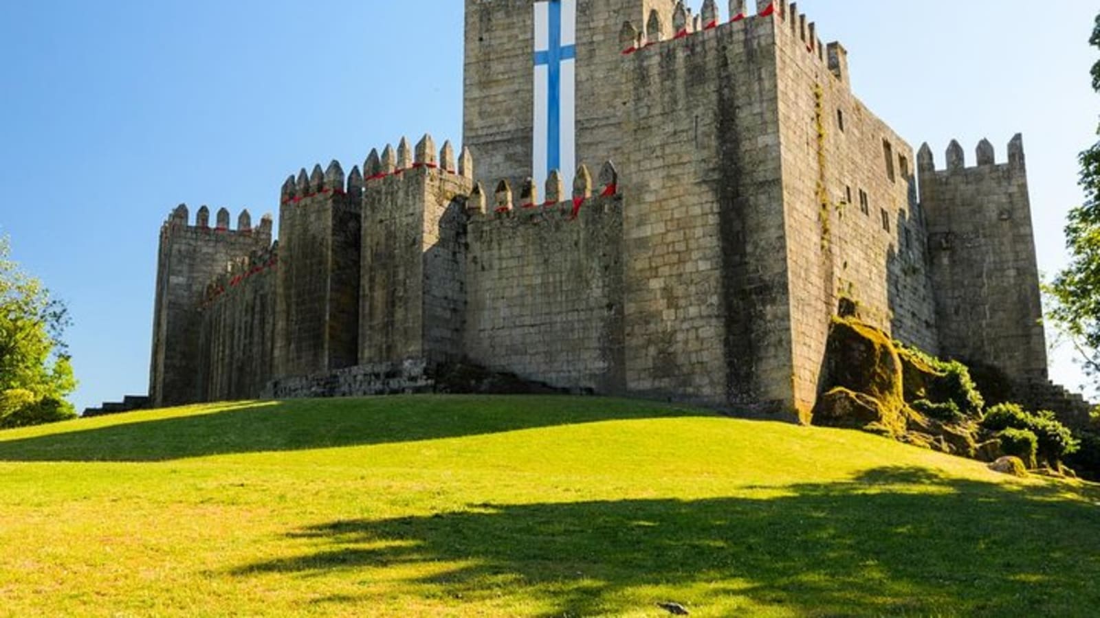 Minho Tour Private (Braga and Guimarães) Full Day