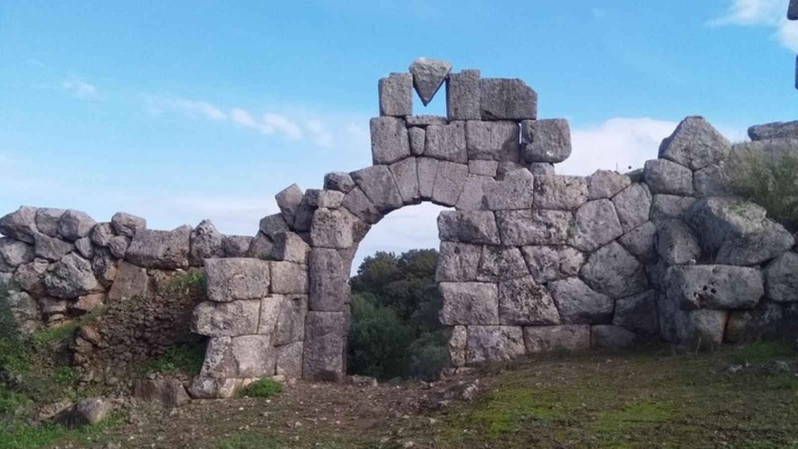Ancient Plevrona,Oiniades,Messolonghi Day Tour Including Meal