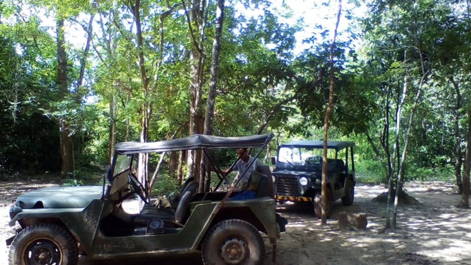 Private Half Day to Banteay Ampil & Countryside by Jeep
