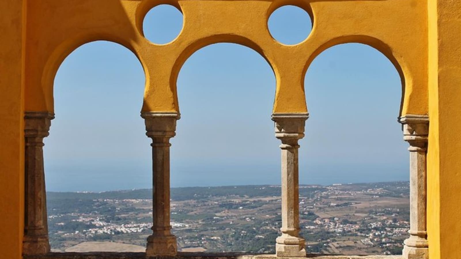 Sintra and Cascais Private Sightseeing Tour