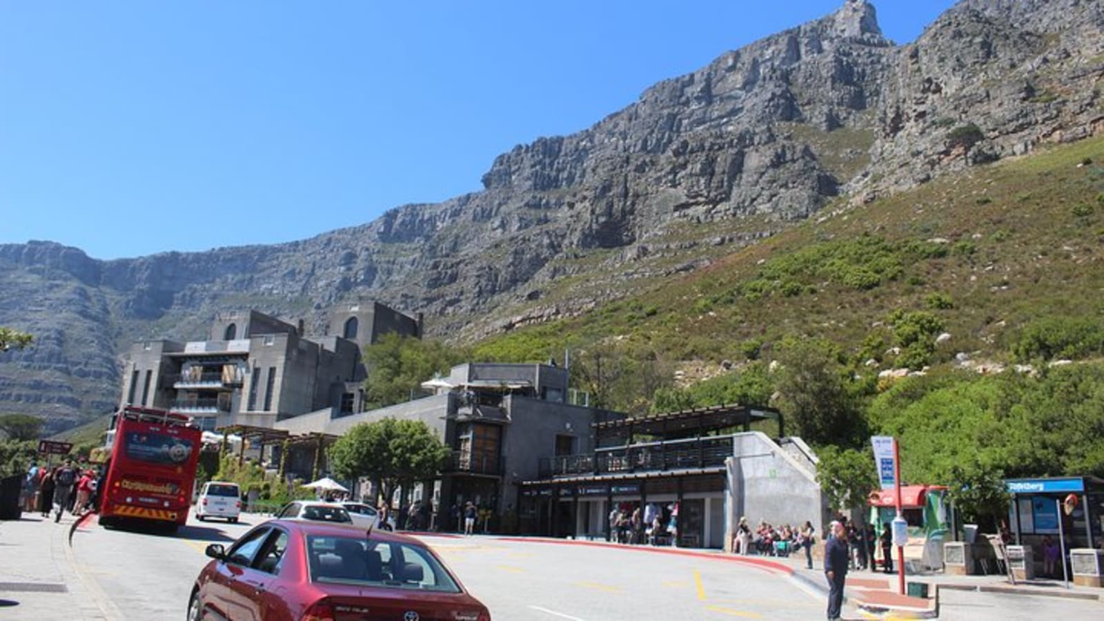 Private City Tour Table Mountain + Cable Car Ticket Camps Bay H/D