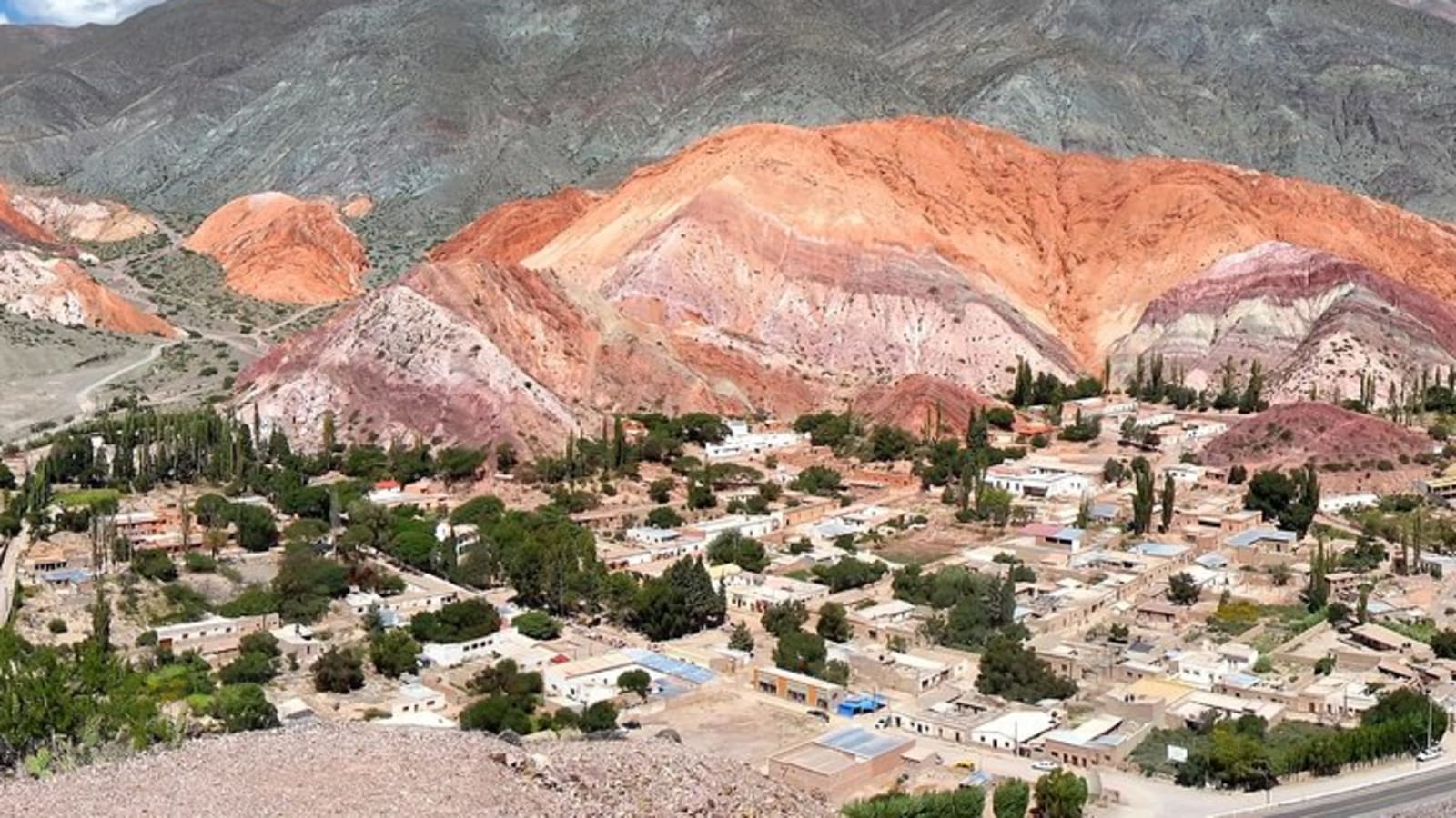 Quebrada de Humahuaca Day Trip from Salta Including Purmamarca