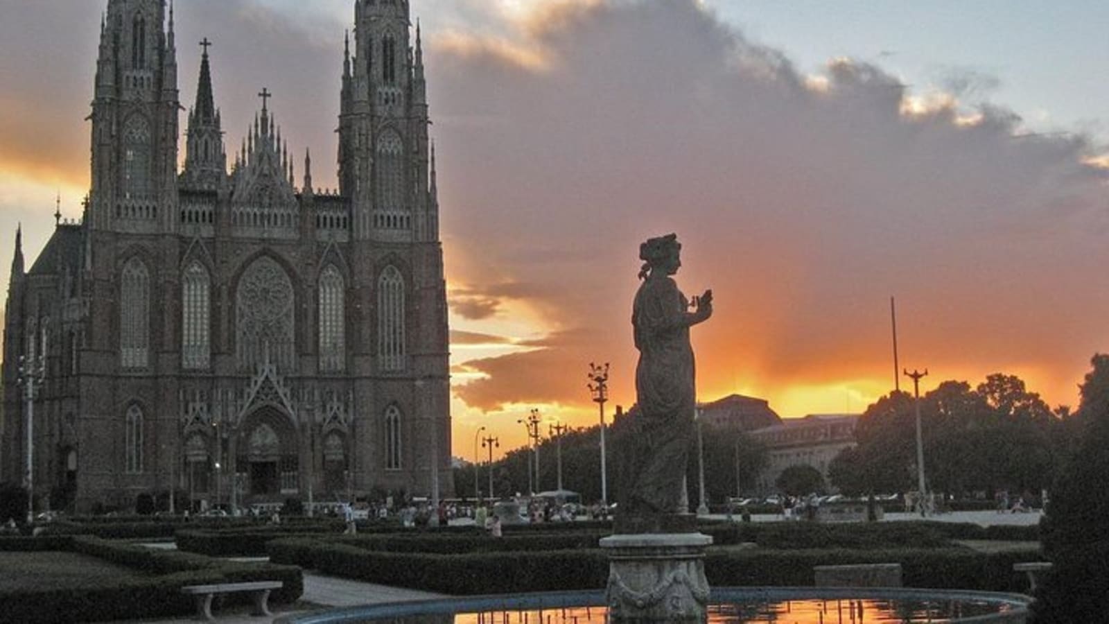 La Plata City Tour