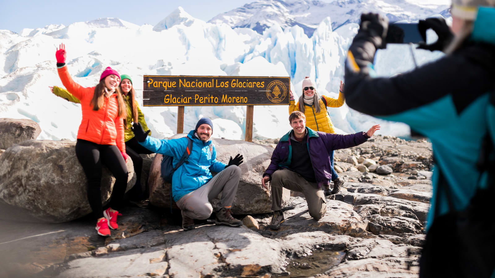 Blue Safari: Perito Moreno Glacier with Hiking and Navigation