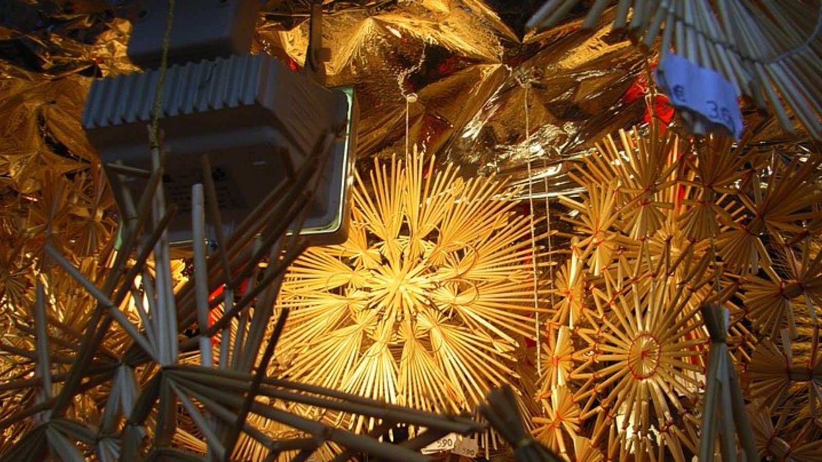 Würzburg Christmas Market Tour With A Professional Guide