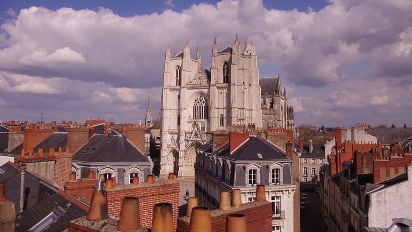 Nantes Private Walking Tour With A Professional Guide