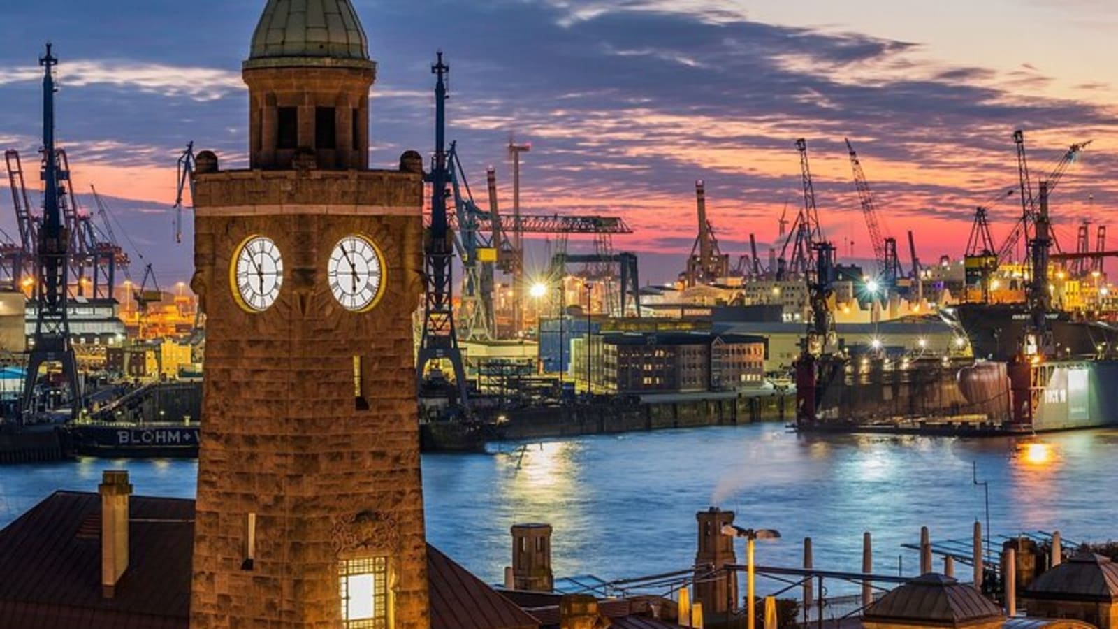 Hamburg Private Walking Tour With A Professional Guide