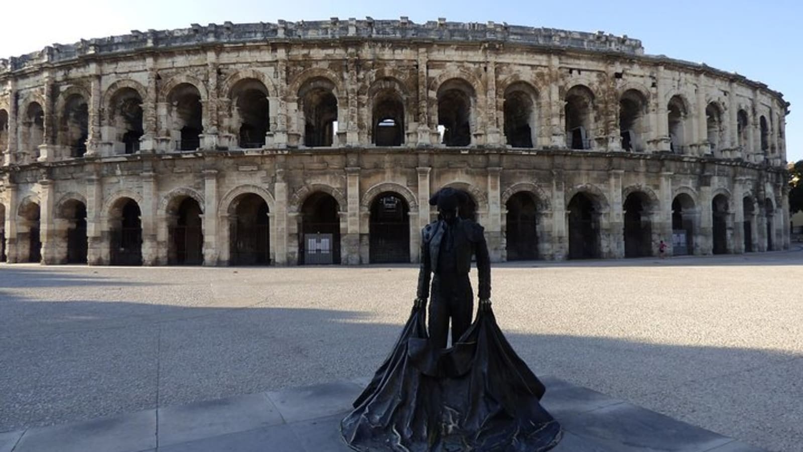 Nîmes Private Walking Tour With A Professional Guide