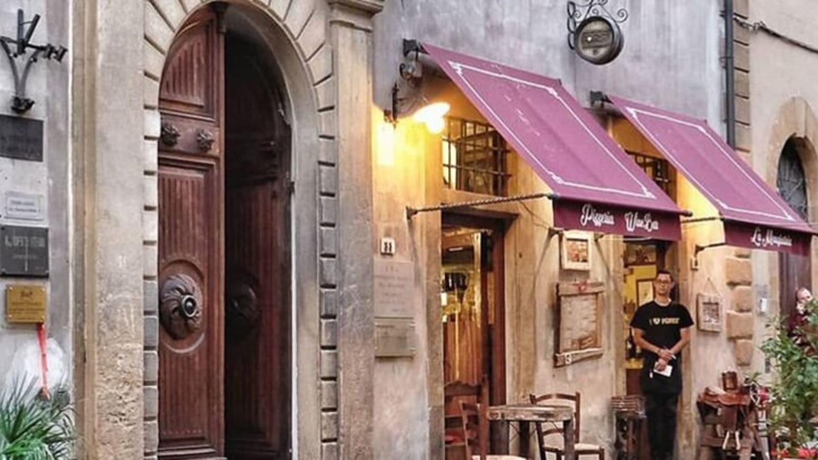 PRIVATE Full-Day Tour of San Gimignano and Volterra