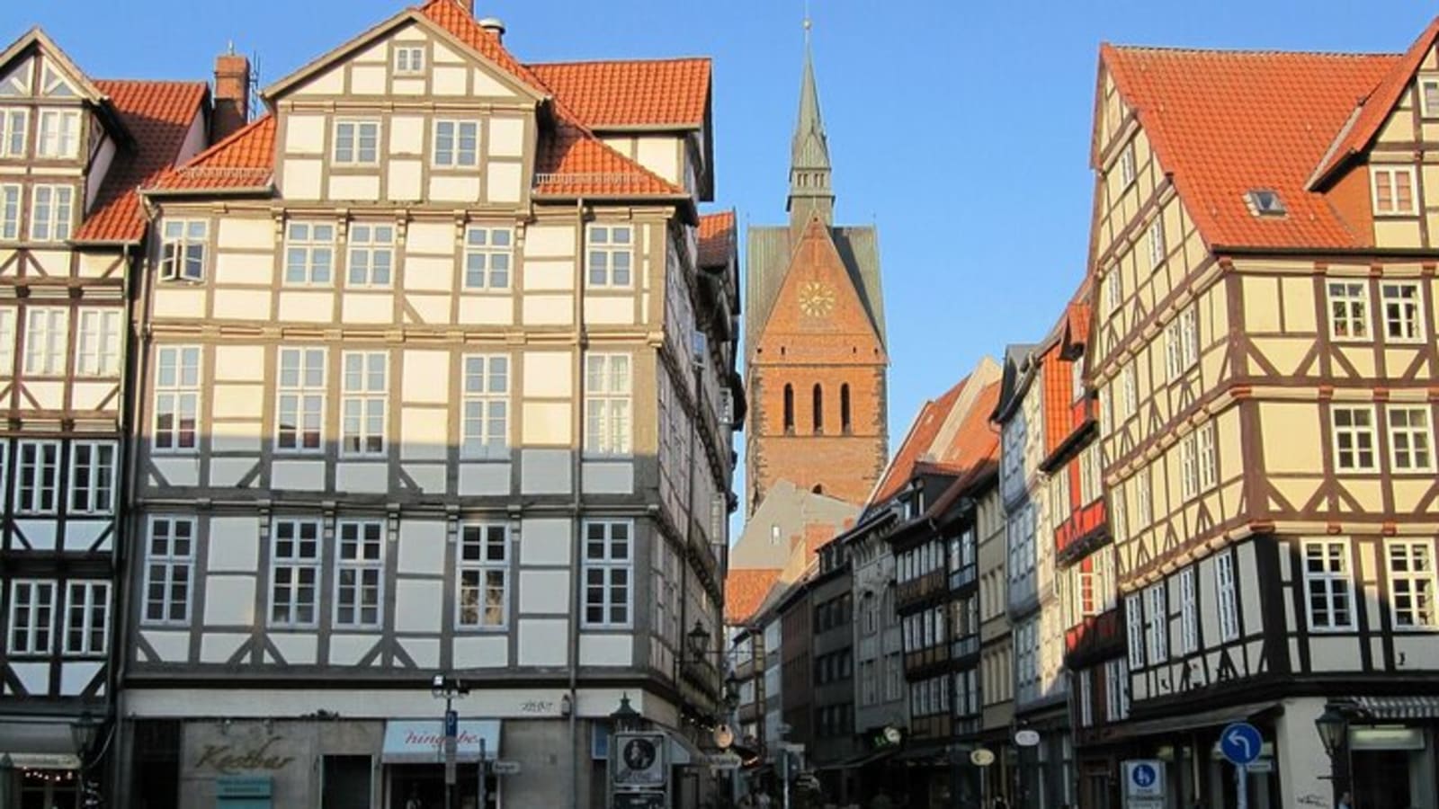 Hanover Private Walking Tour With A Professional Guide