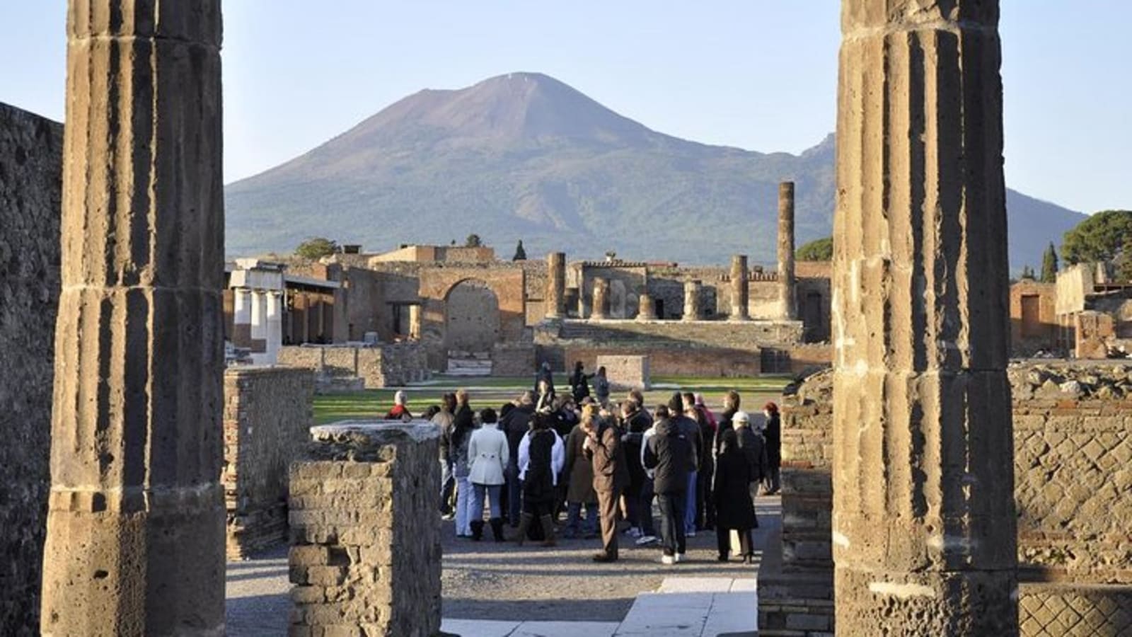 Best Pompeii Private Tour from Naples Port or Hotel Pick Up