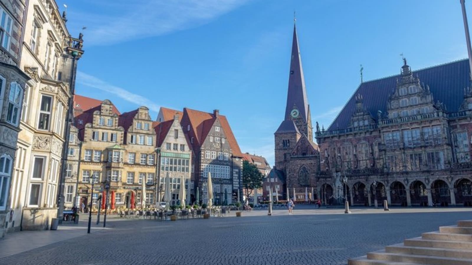 Walk, Discover, Experience: The Ultimate Bremen City Tour