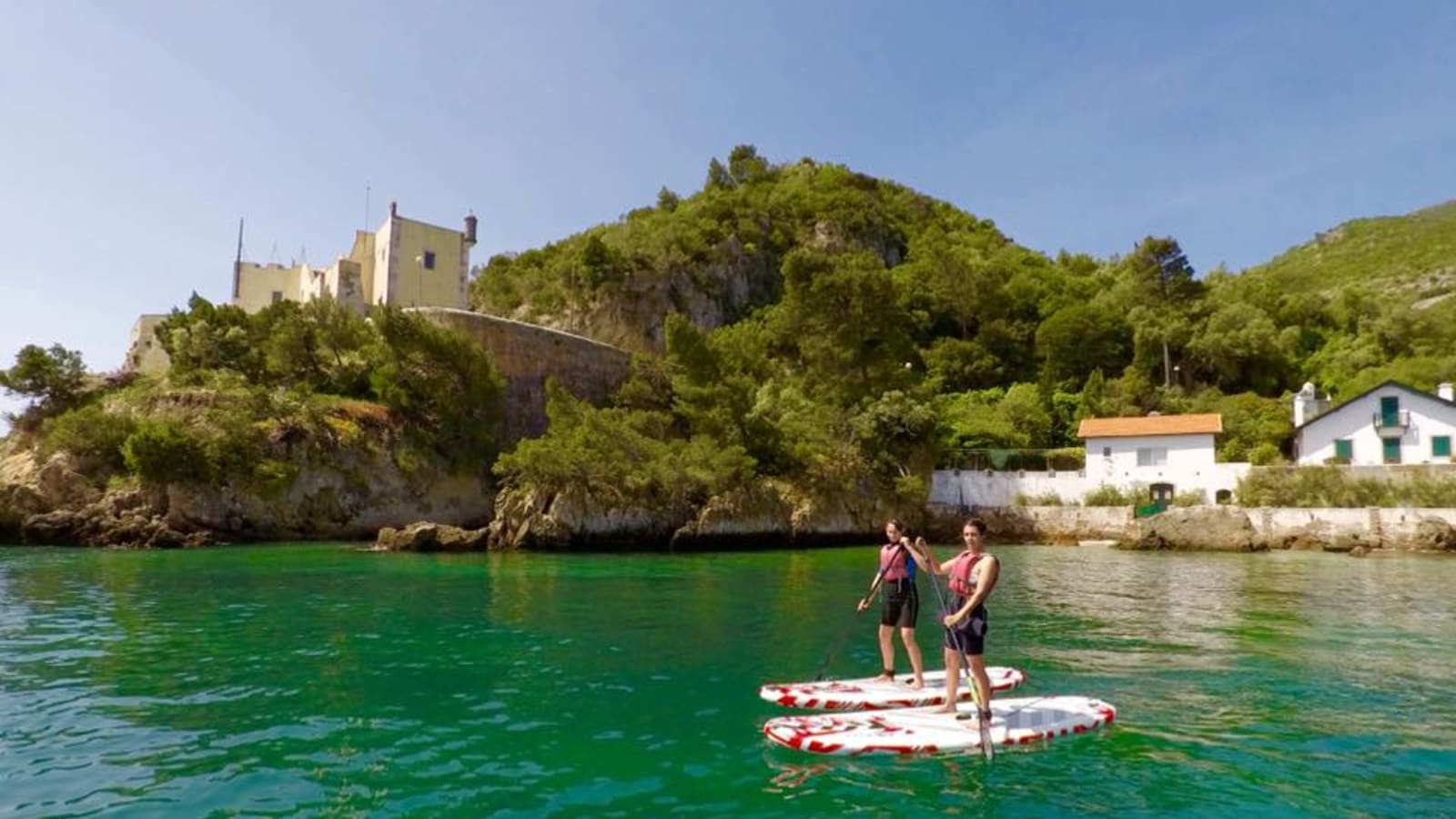 Experiência de Stand Up Paddle no Portinho da Arrábida